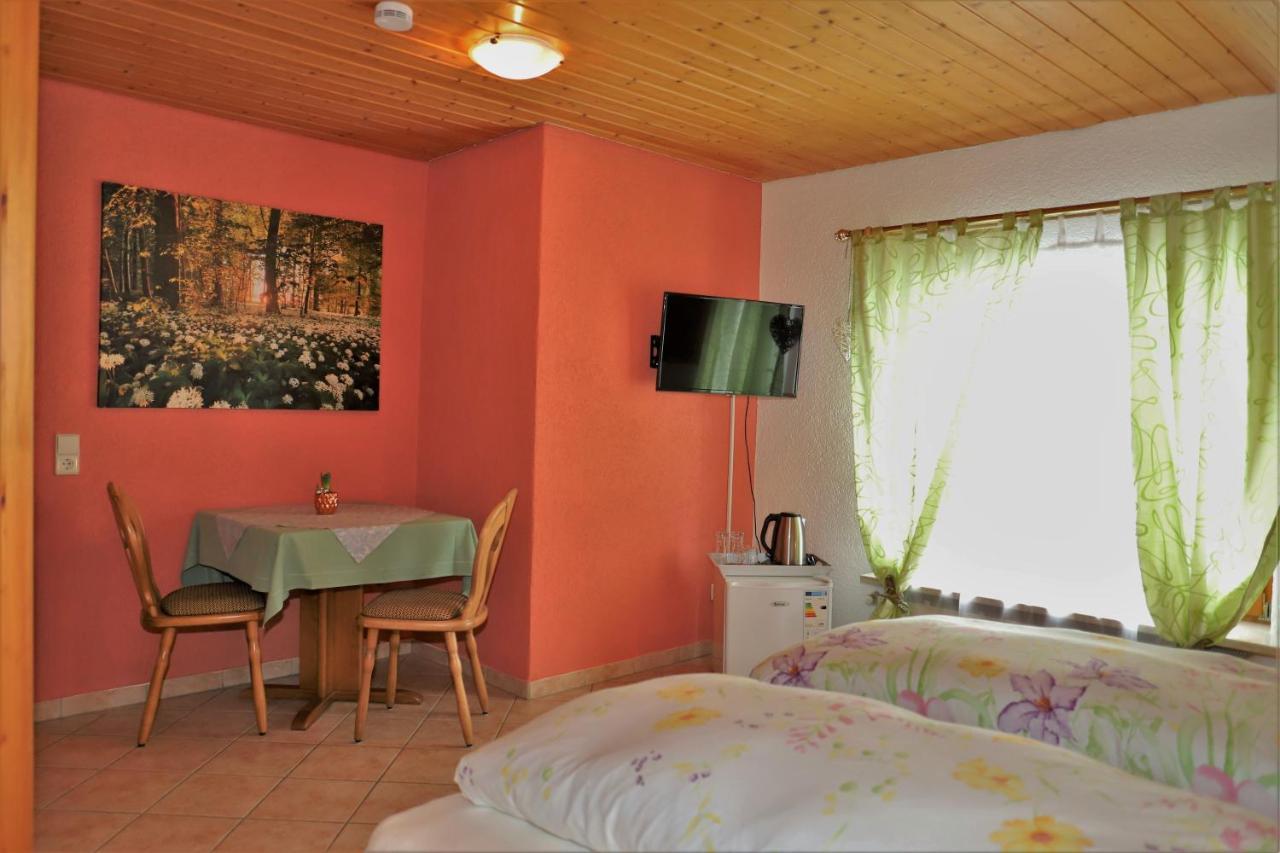Gaestehaus Willaringen Rickenbach  Extérieur photo