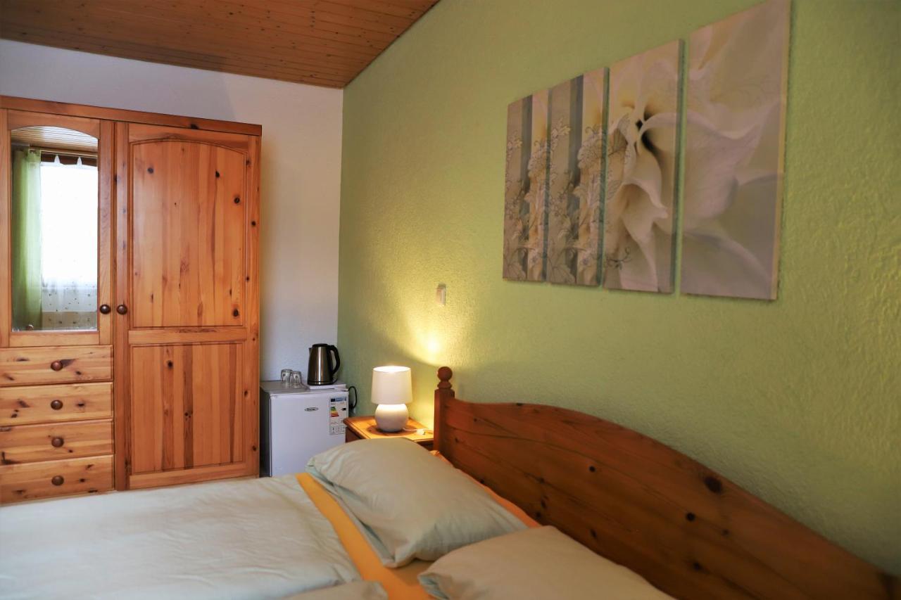 Gaestehaus Willaringen Rickenbach  Extérieur photo